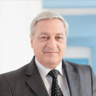 Prof. as. dr. Tomi Treska