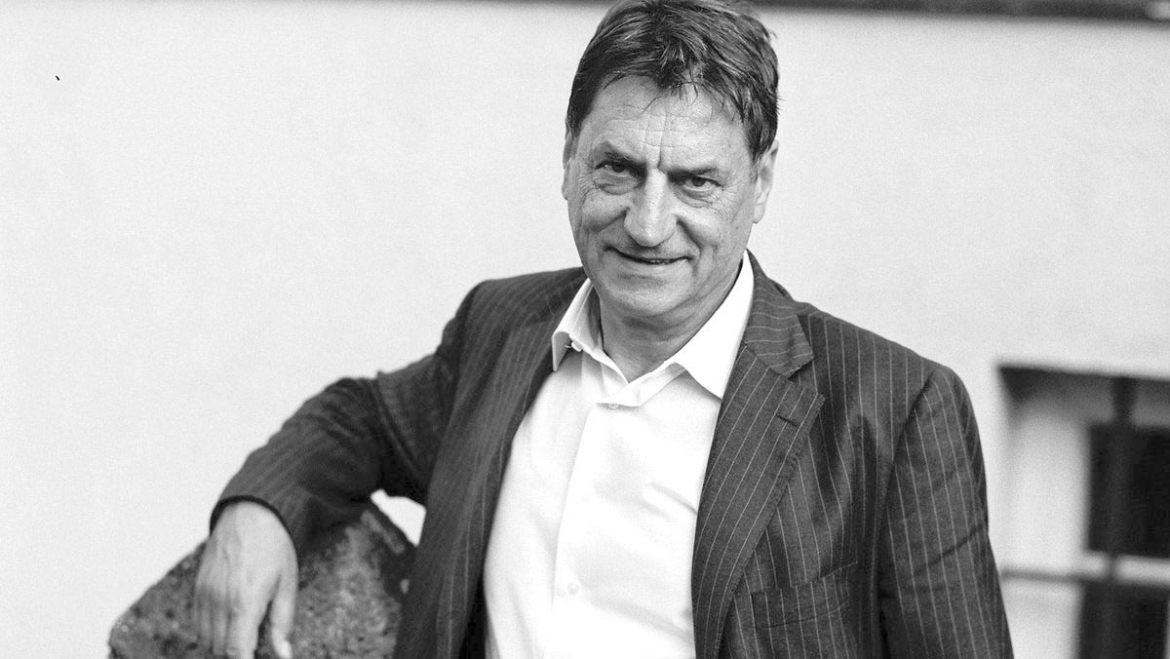 Coranavirusi, poezia e rregullave