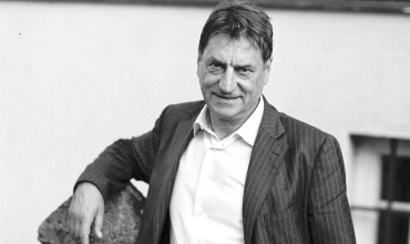 Coranavirusi, poezia e rregullave